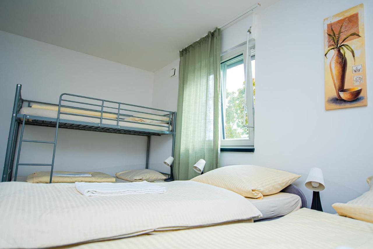 Prime Living Apartments Kueche Netflix Nürnberg Eksteriør bilde